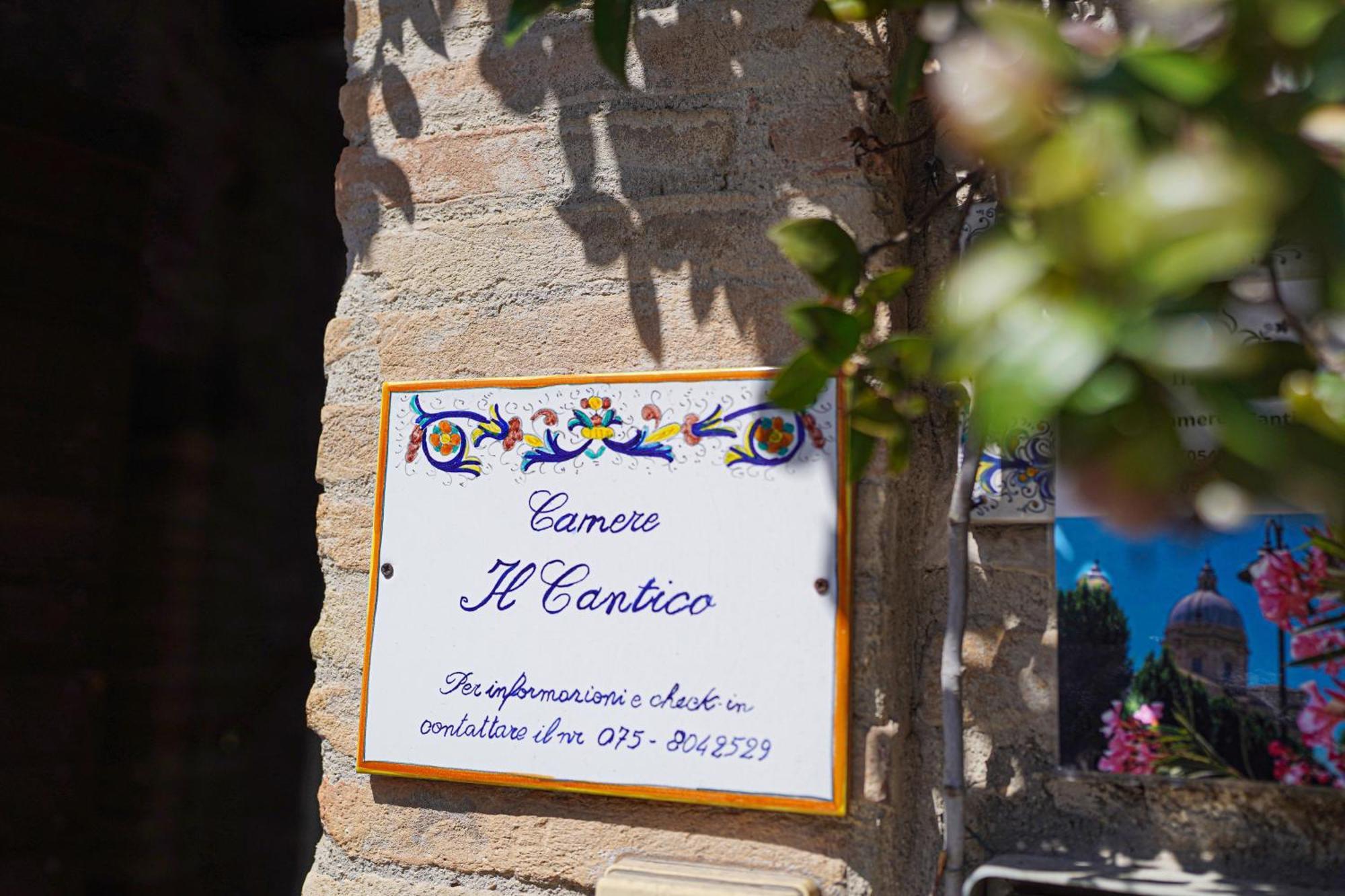 Camere Il Cantico Assisi Exterior photo